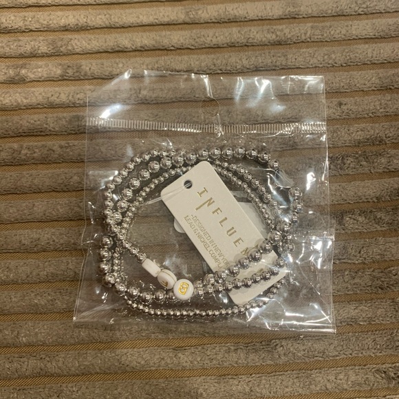 BFF - Picture 2 of 2